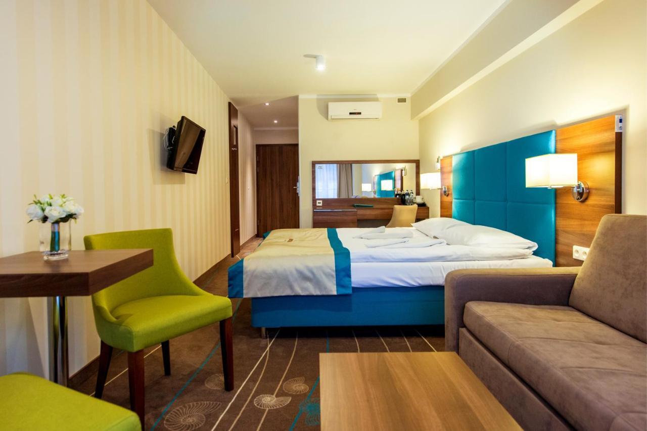 Aparthotel Przy Plazy Мендзиздроє Екстер'єр фото