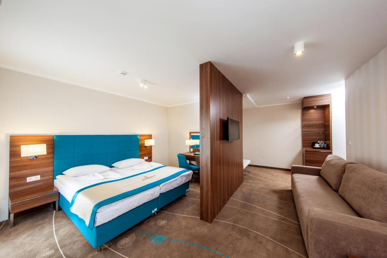 Aparthotel Przy Plazy Мендзиздроє Екстер'єр фото