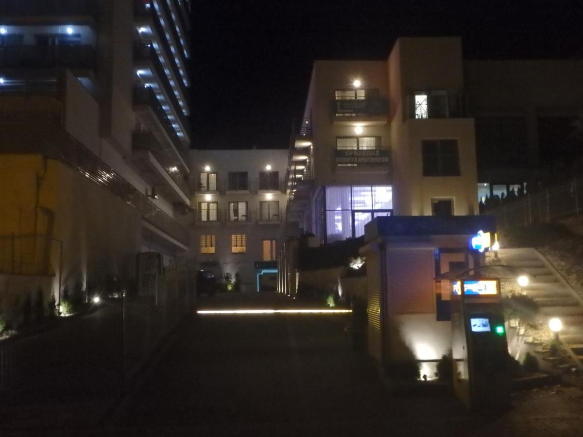 Aparthotel Przy Plazy Мендзиздроє Екстер'єр фото