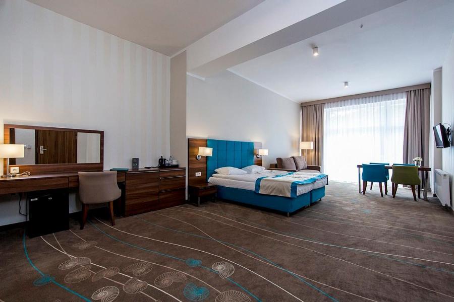 Aparthotel Przy Plazy Мендзиздроє Екстер'єр фото
