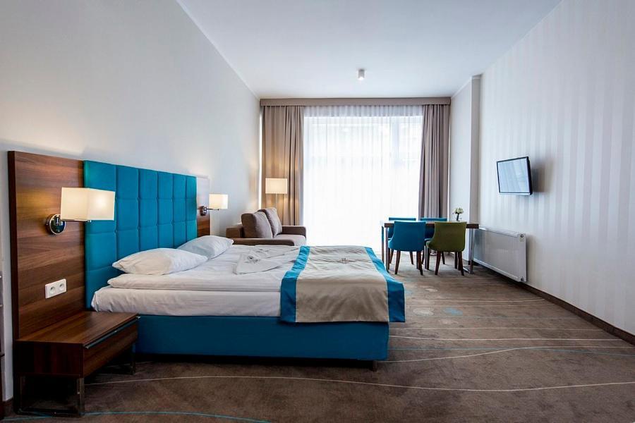 Aparthotel Przy Plazy Мендзиздроє Екстер'єр фото